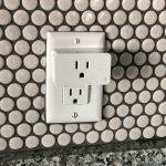 Smart Plug plugges in to a socket